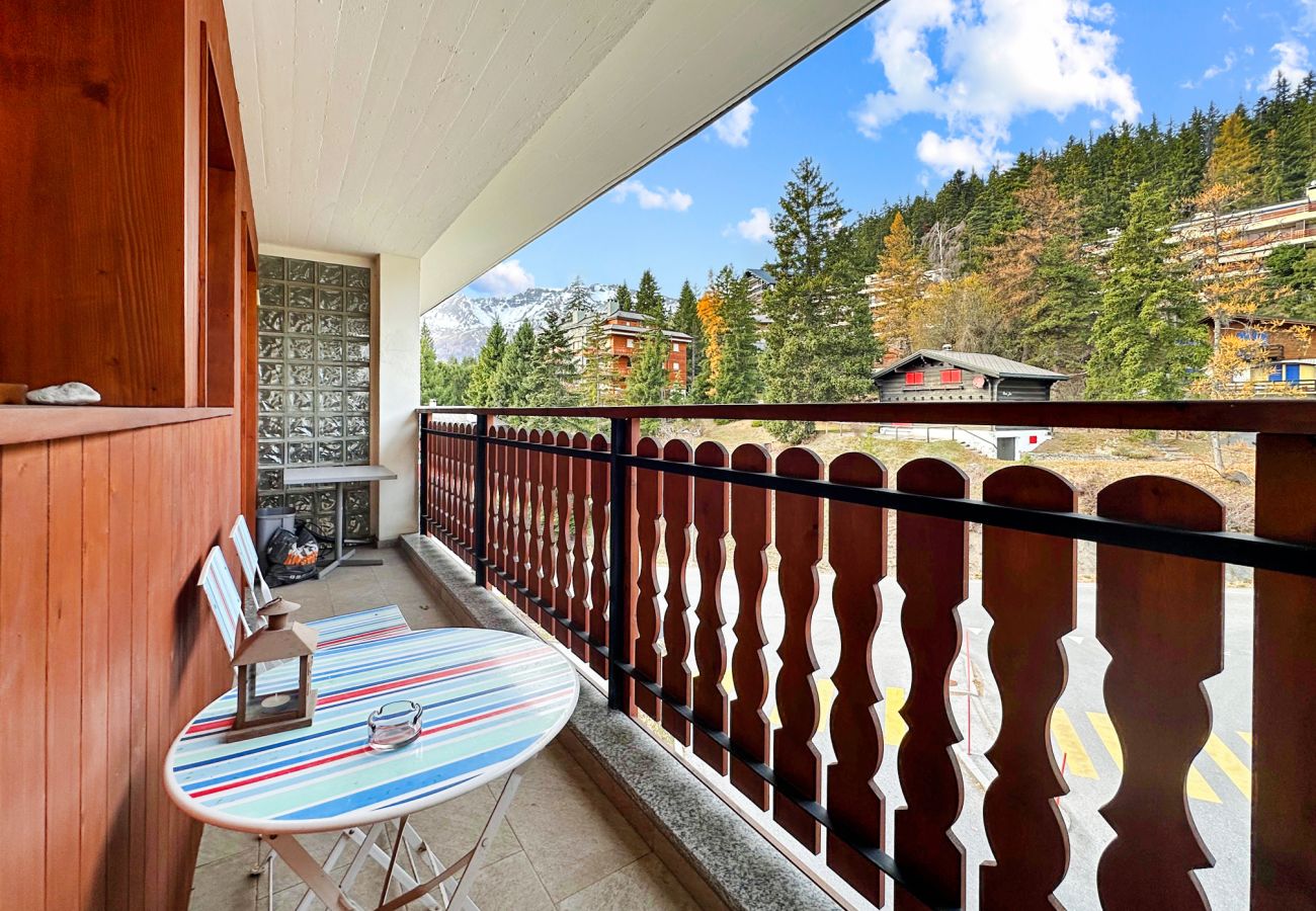 Appartement à Crans-Montana - Alpine Vista - Next to the Cable car - Swiss Alps