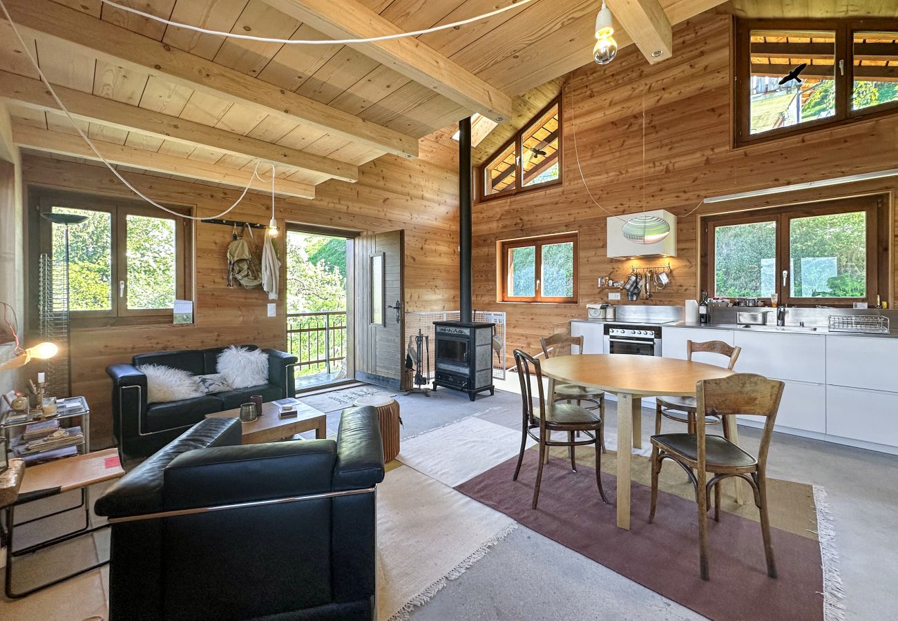 Chalet à Les Agettes - Alpine Nest Chalet – Stunning Mountain Views