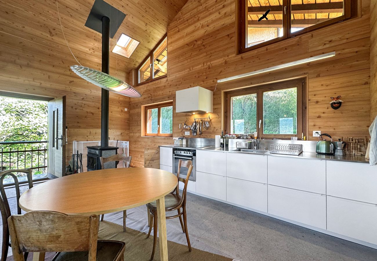 Chalet à Les Agettes - Alpine Nest Chalet – Stunning Mountain Views