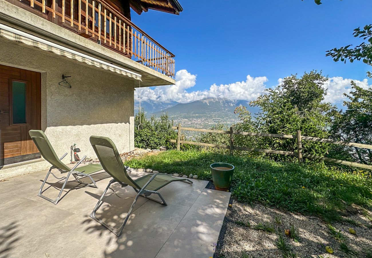 Chalet à Les Agettes - Alpine Nest Chalet – Stunning Mountain Views