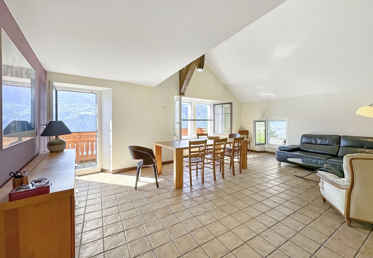 Appartement à Chelin - Open Sky Retreat | Panoramic Alpine Views · Sleeps