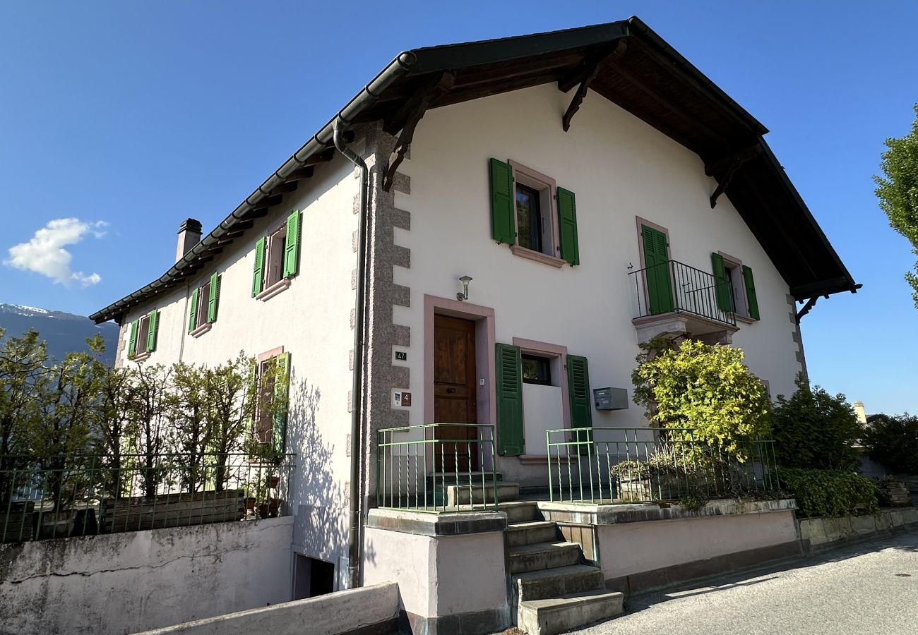 Appartement à Chelin - Open Sky Retreat | Panoramic Alpine Views · Sleeps