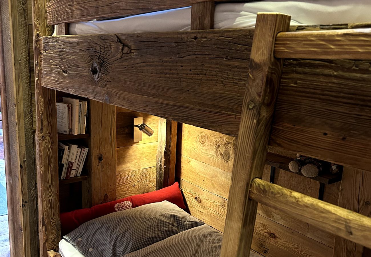 Appartement à Zermatt - Matterhorn Alpine Hideaway – Cozy Renovated Apartm
