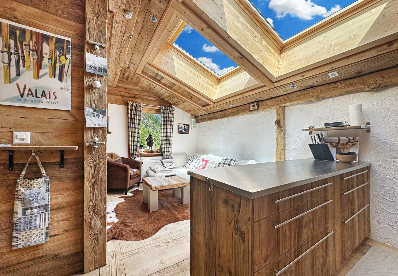 Appartement à Zermatt - Matterhorn Alpine Hideaway – Cozy Renovated Apartm